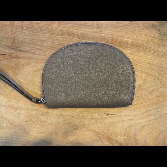 Kate Spade - Picture 3 of 3